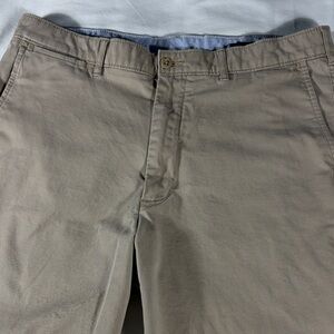 Daniel Cremieux mens khaki Madison flat front 8.5" inseam chino shorts - size 34
